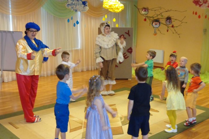 ANGĻU VALODA PIRMSSKOLĀ…