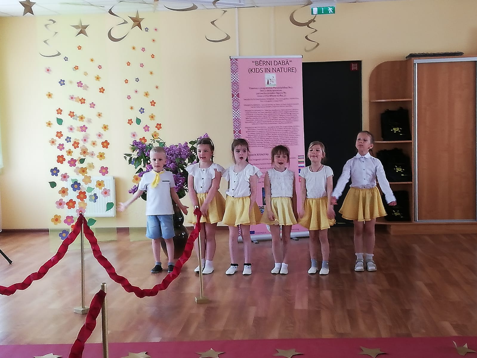 46d2a434-e692-4e97-be5b-3ec0fef9af28