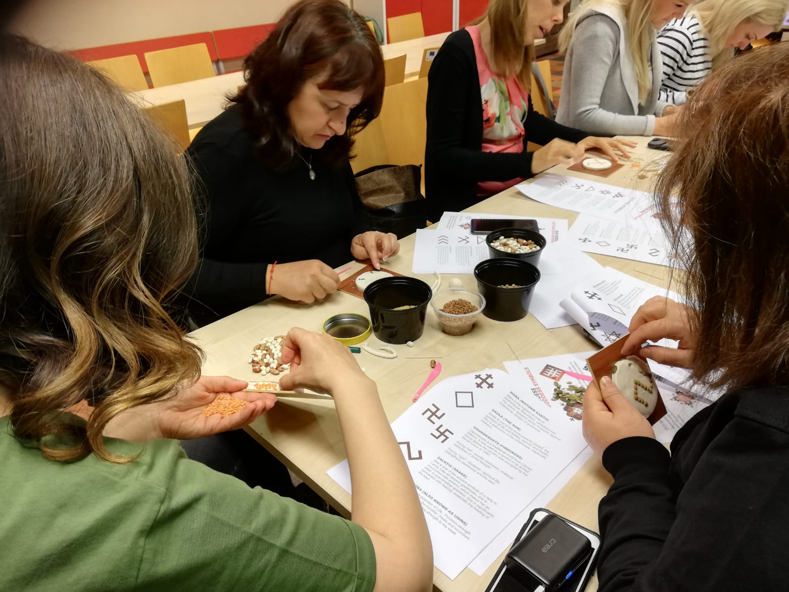 ddbeb7c8-2113-495c-8572-12eeb41b4943